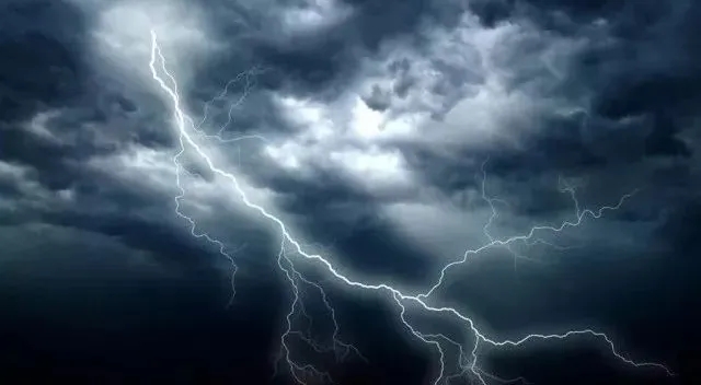 雷電預(yù)警要用大氣電場儀的原因